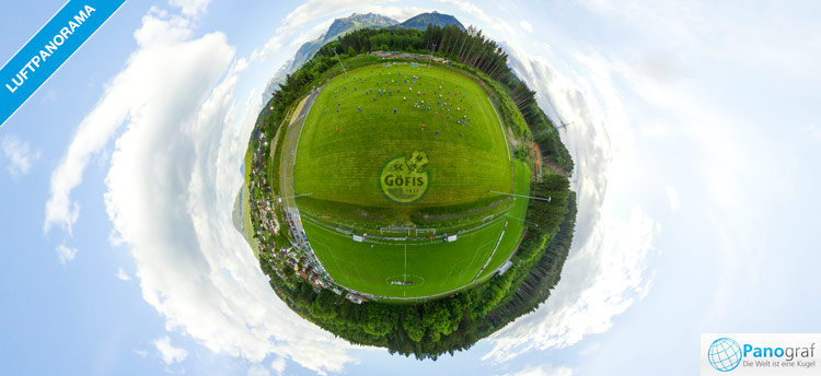 Luftpanorama mit Drohne beim Fuballplatz Gfis